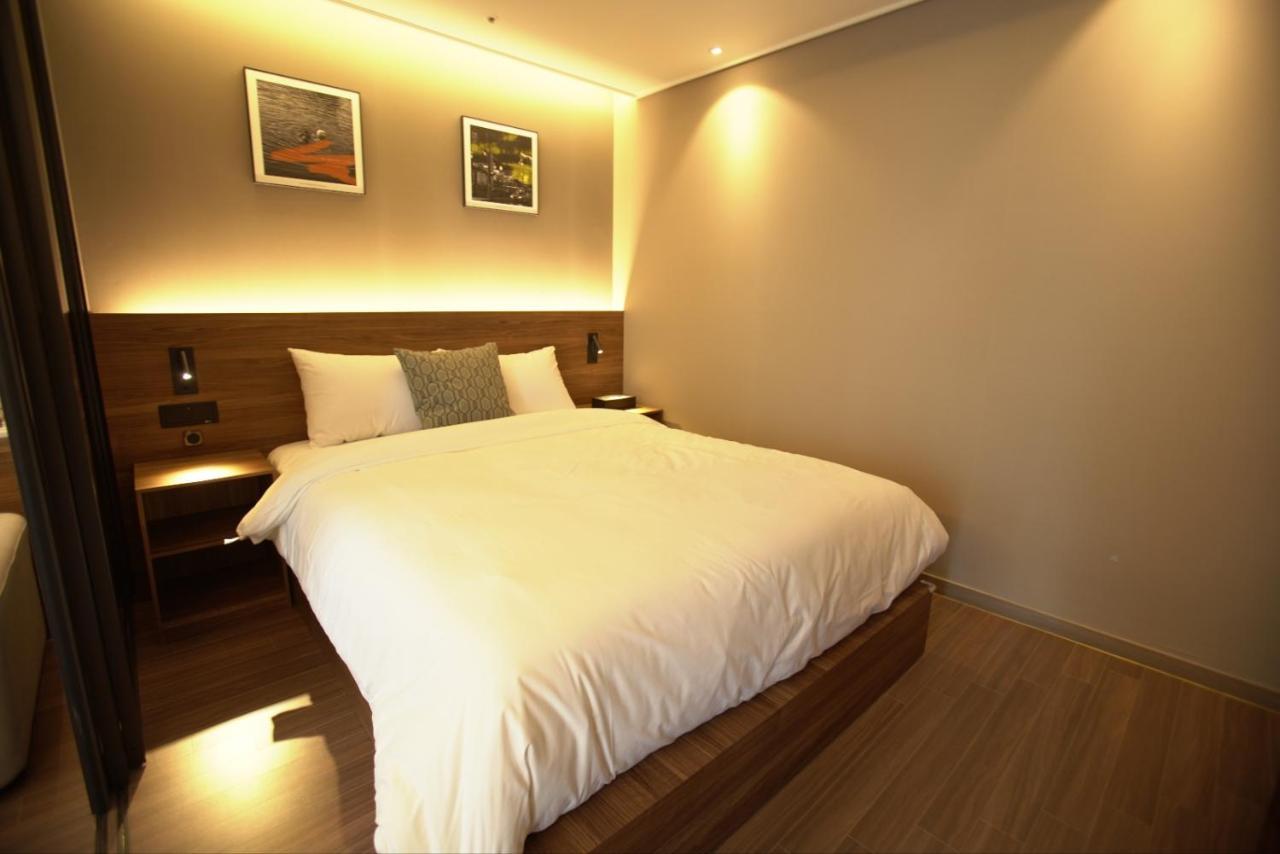 Sienna Ambassador Residence Busan Eksteriør billede
