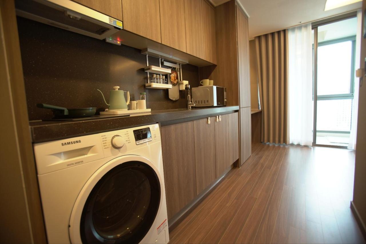 Sienna Ambassador Residence Busan Eksteriør billede
