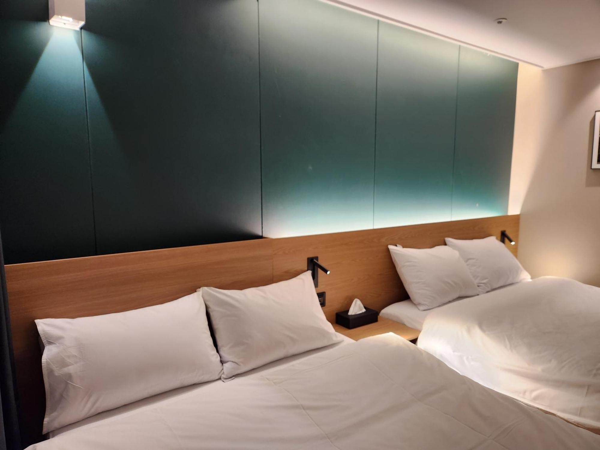 Sienna Ambassador Residence Busan Eksteriør billede
